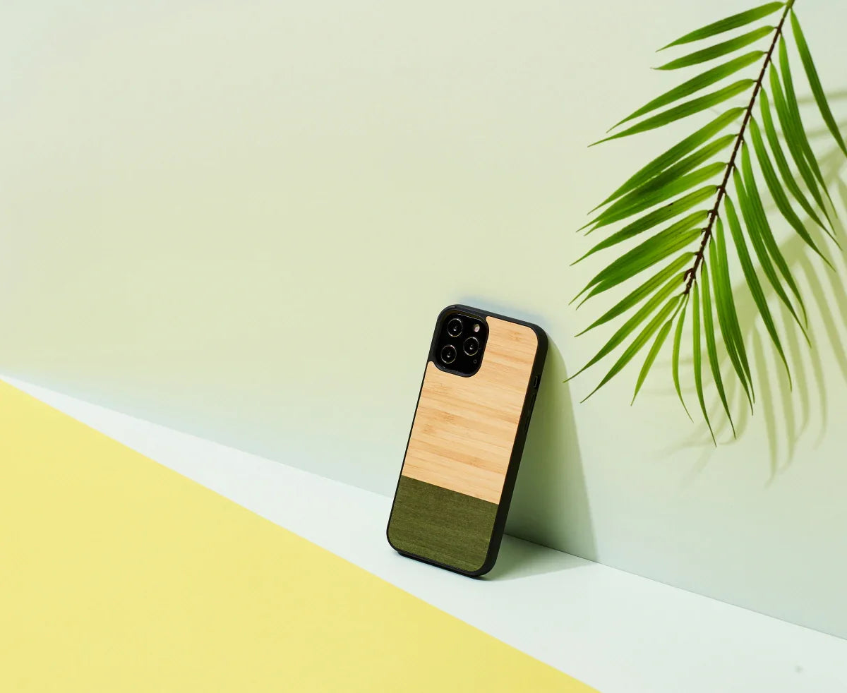 Man & Wood Case For iPhone 12 Pro Max - Bamboo Forest - Tashqila