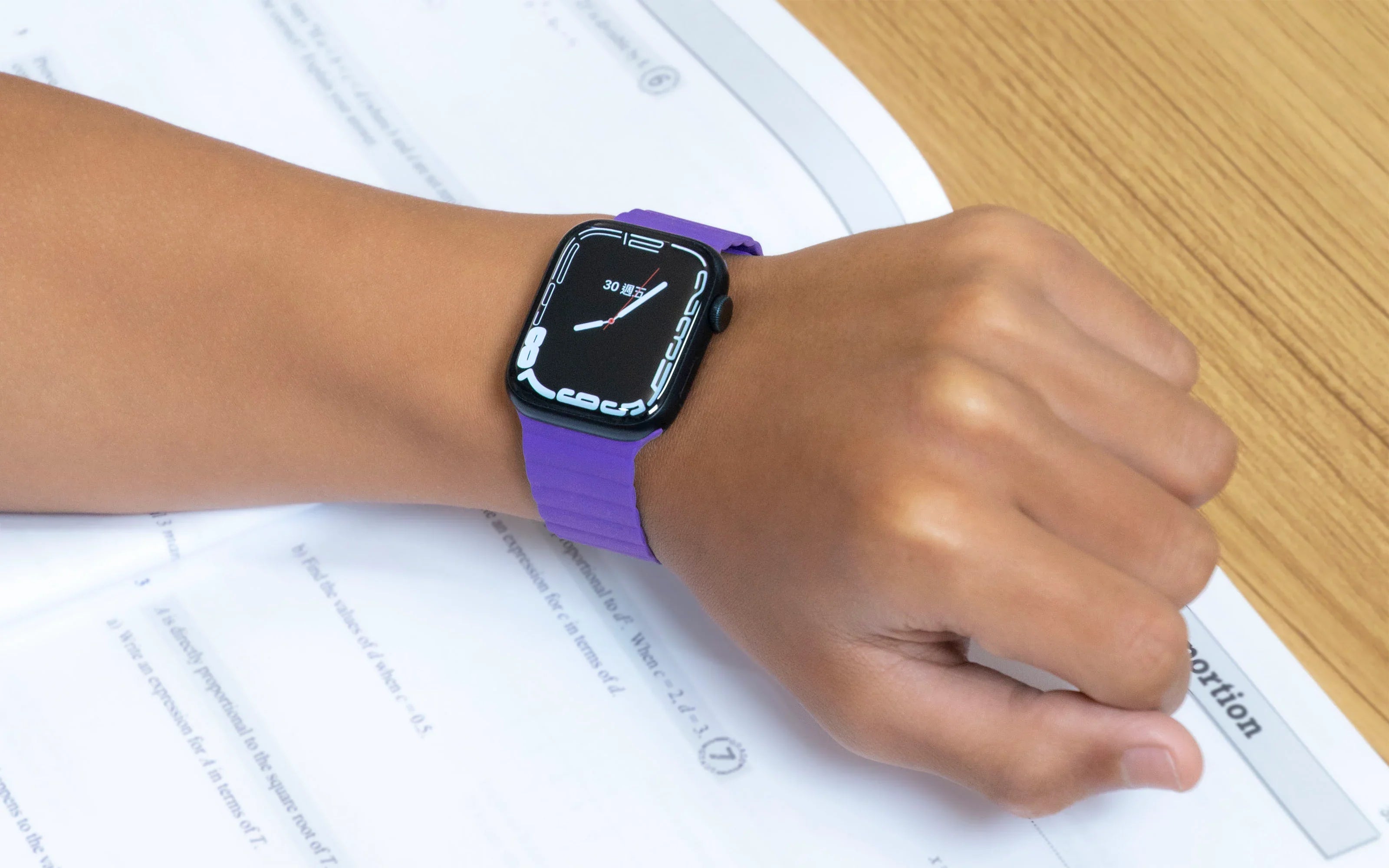 Torrii Watch 49/46/45/44 Mm Saturn Silicone Magnetic Strap - Lavender - Tashqila