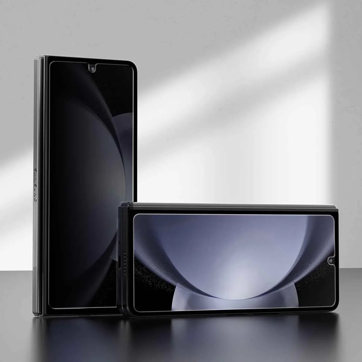 Araree Z Fold 5 Core Front Tempered Glass (1Pcs) - Privacy