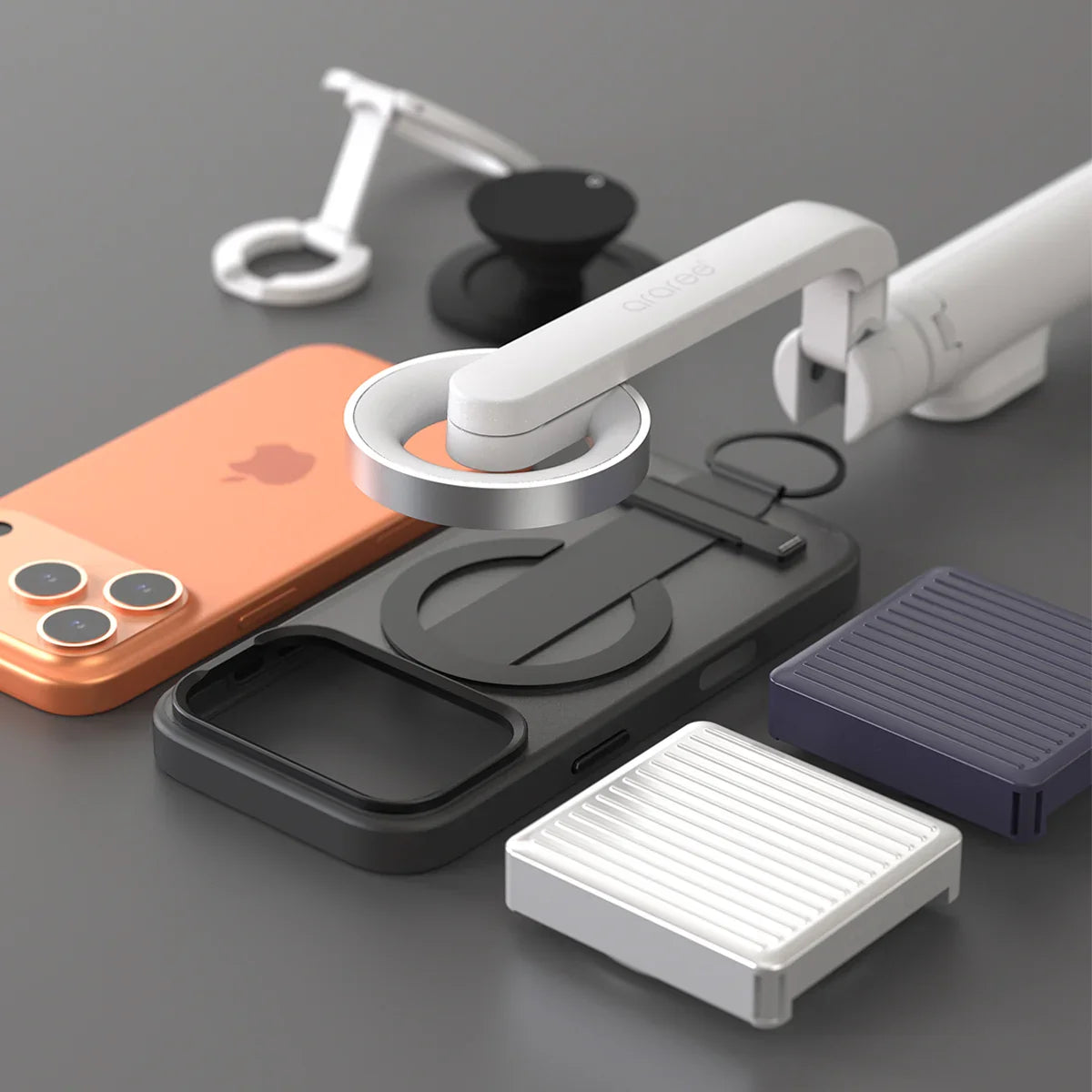 جراب أراري المزدوج المزود بحماية ماج سيف لهاتف آيفون 17 برو - أسود