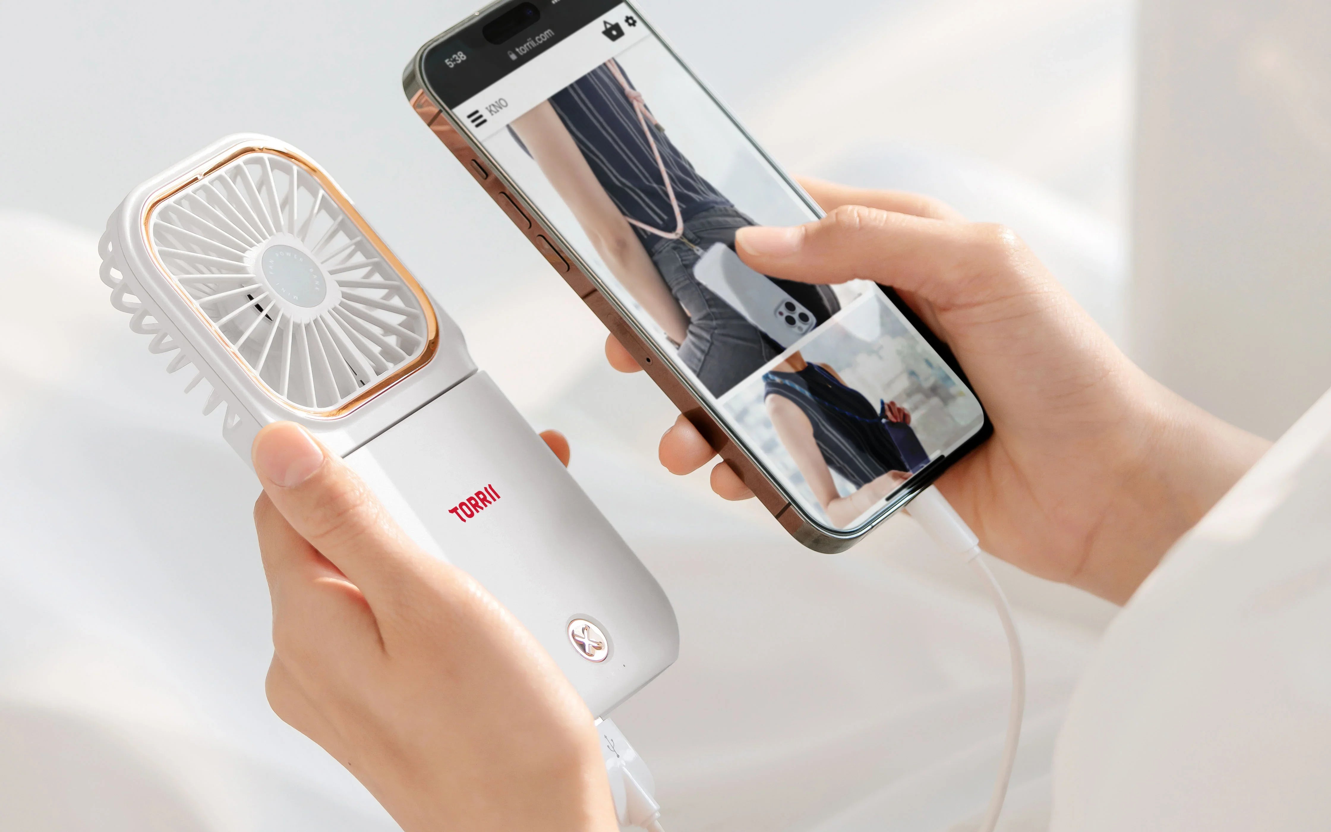 Torrii Cool Foldable Fan With 3000Mah Powerbank - White - Tashqila
