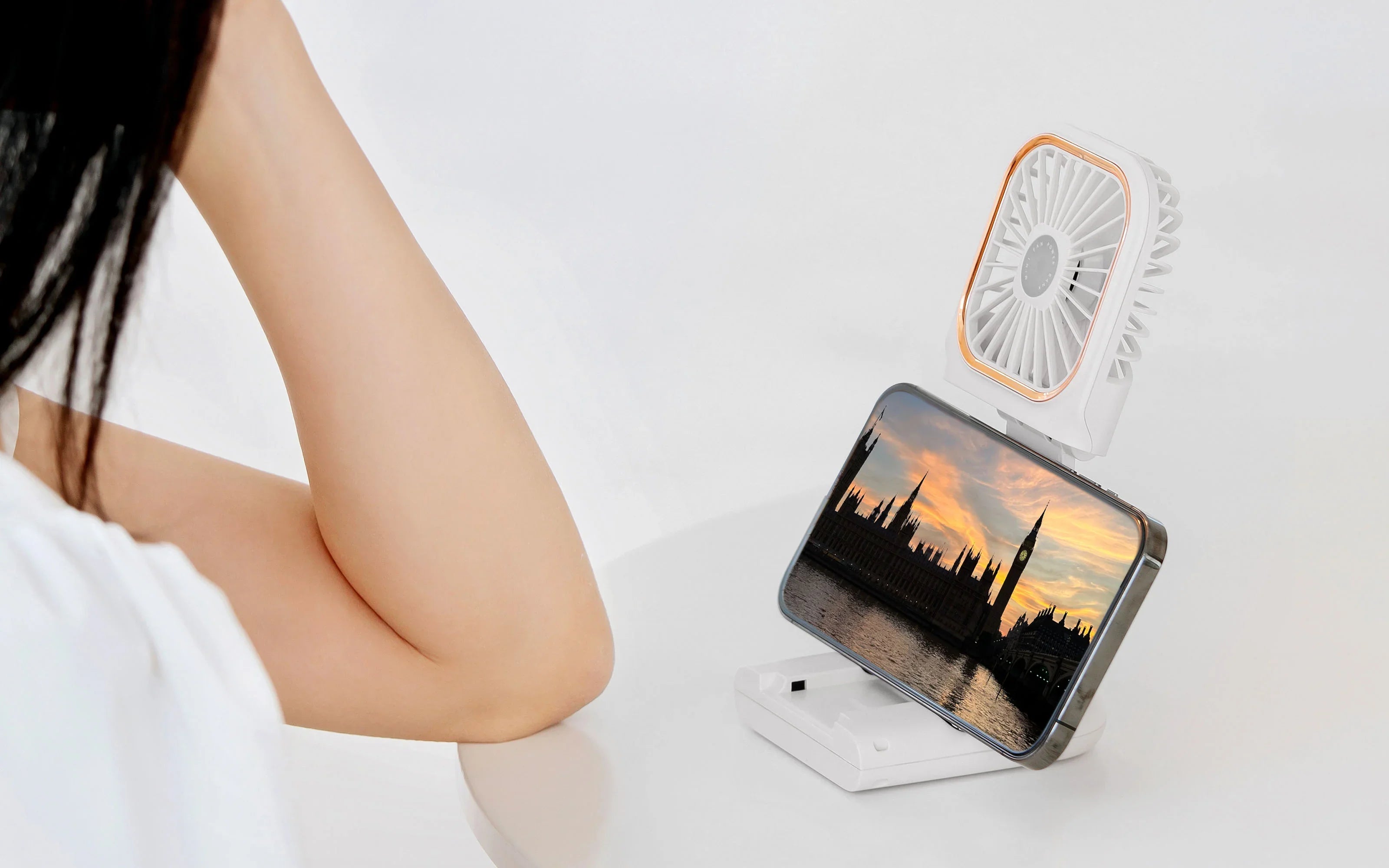 Torrii Cool Foldable Fan With 3000Mah Powerbank - White - Tashqila