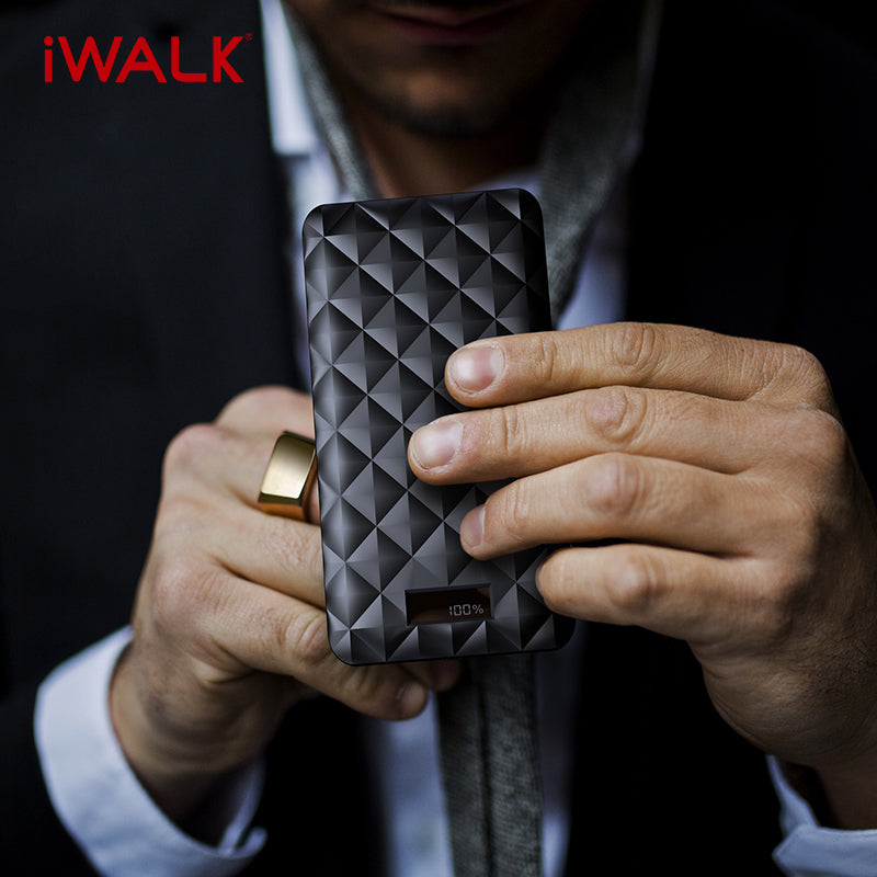 iWalk Trio 2 10000mAh With In-Built Cables - Black