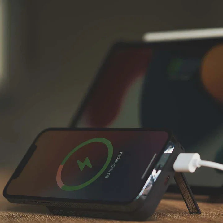 XtremeMac 10000mAh Magsafe Powerbank With Stand - Tashqila