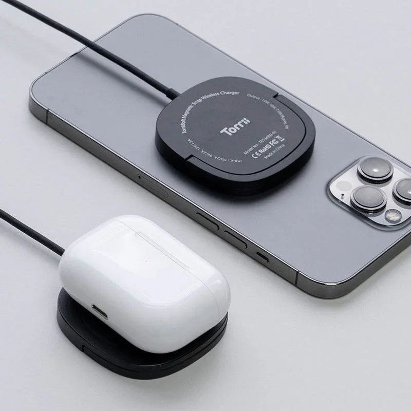 Torrii Bolt Magnetic Snap 15W Wireless Charger - Black - Tashqila